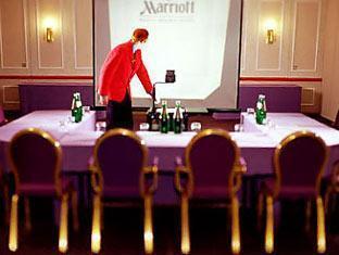 The Aberdeen 4* Дайс